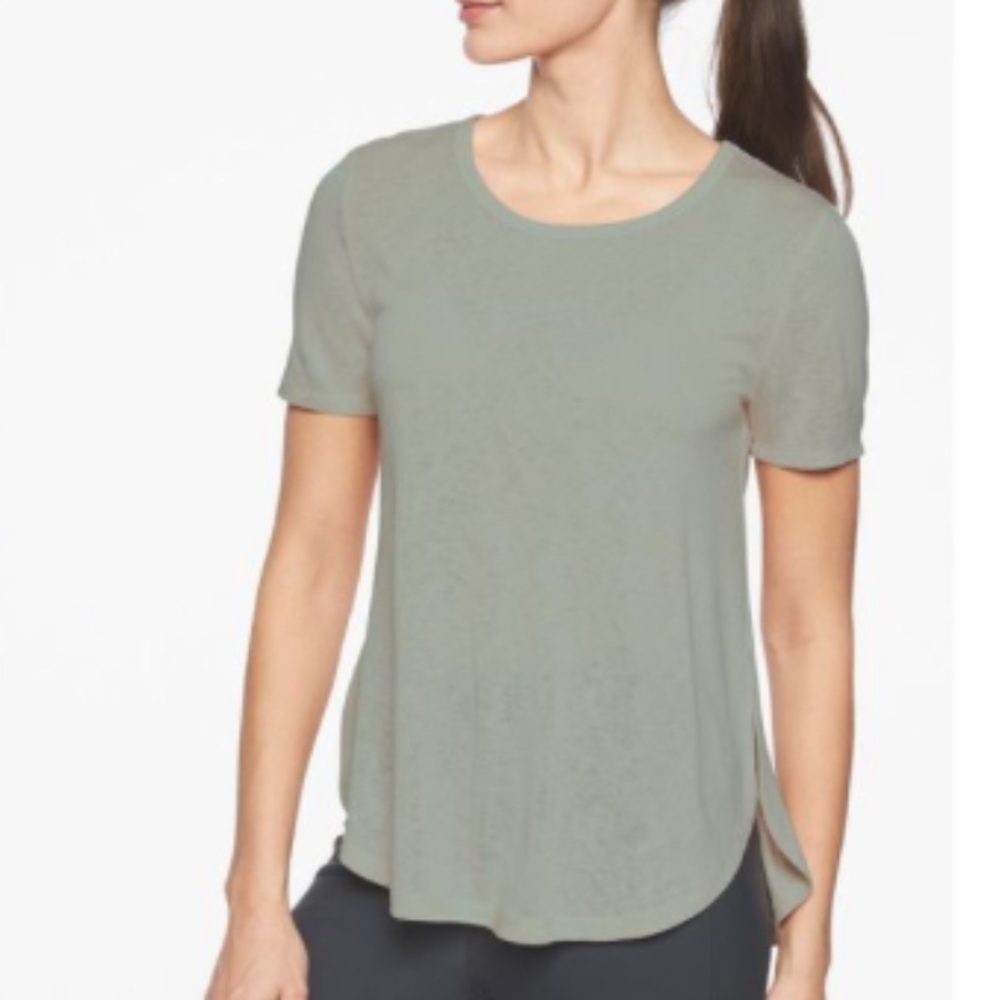Athleta Breezy Tee
